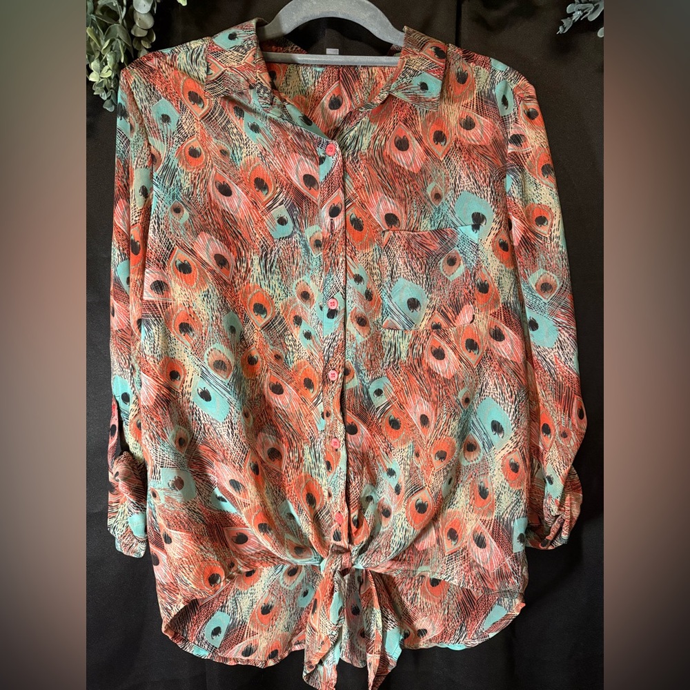 Kut from the Kloth peacock Print Button-Up Blouse in Coral & Aqua
